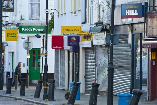 How Many Paddy Power Shops In Uk