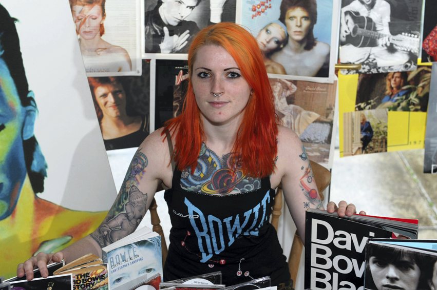 Life On Manc Stretford David Bowie Superfan Builds 20 000 Space Oddity Shrine To Pop Starman Mancunian Matters