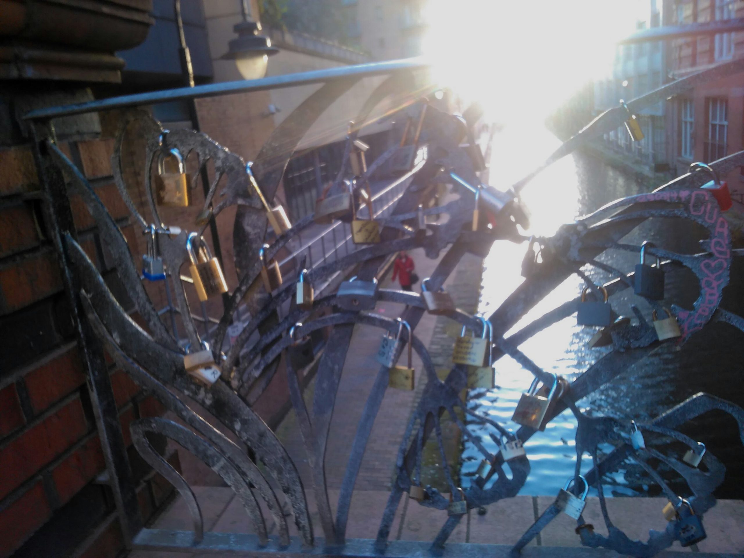 'I didn't know Manchester was romantic' City blogger 'excited' about