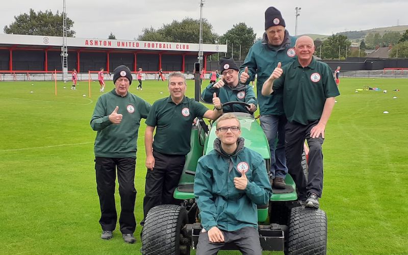 Ashton United volunteers