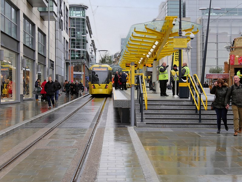 David Dixon / New Metrolink Stop at Exchange Square / CC BY-SA 2.0