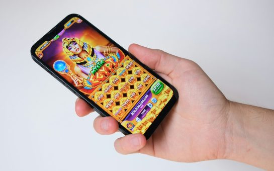 Phone gambling online