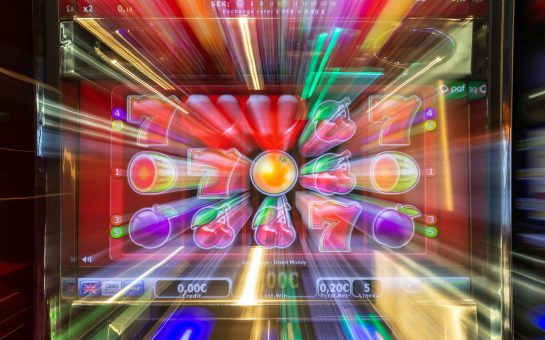 Fruit machine reels (Credit: Free to use from Unsplash)